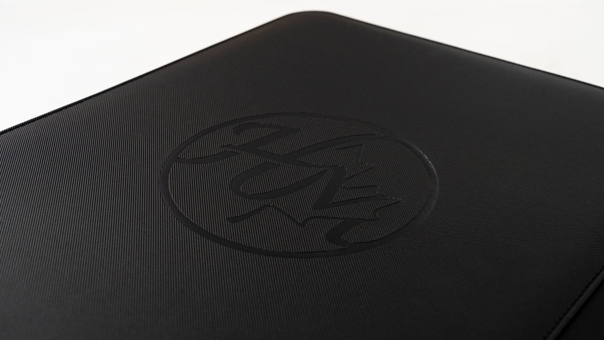 GEM mesh™ 9-Pocket Toploader ZIP Binder - Black