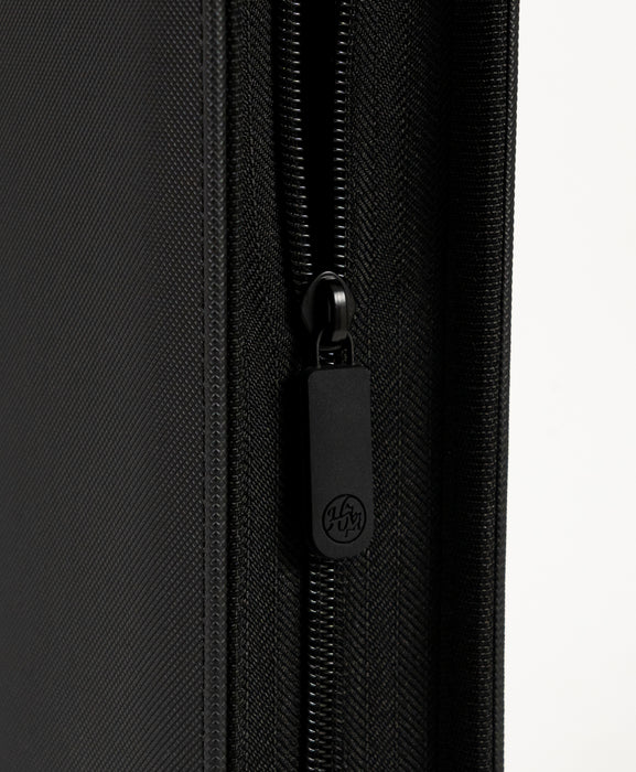 GEM mesh™ 9-Pocket Toploader ZIP Binder - Black